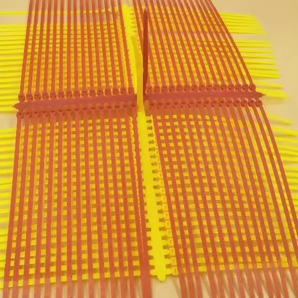 尼龍?jiān)鷰? />
                                                        </div>
                                                        <div   id=