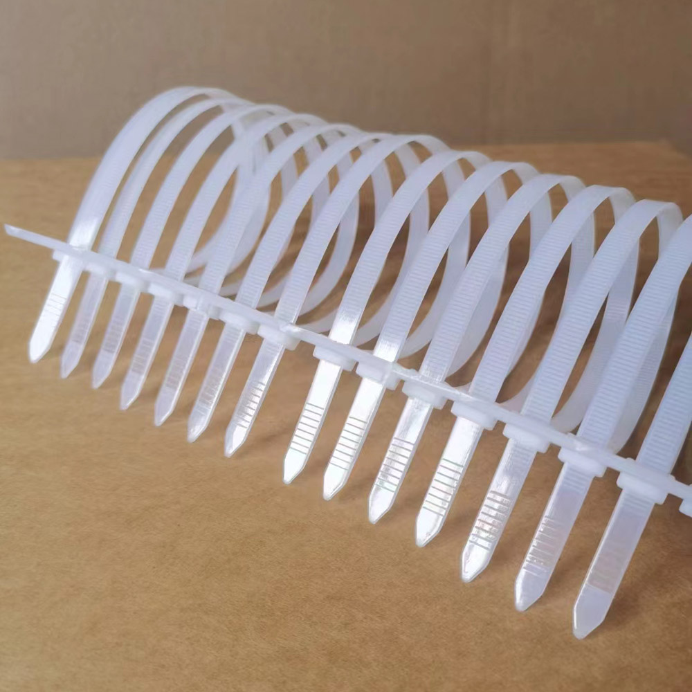 尼龍?jiān)鷰? />
                                                        </div>
                                                        <div   id=